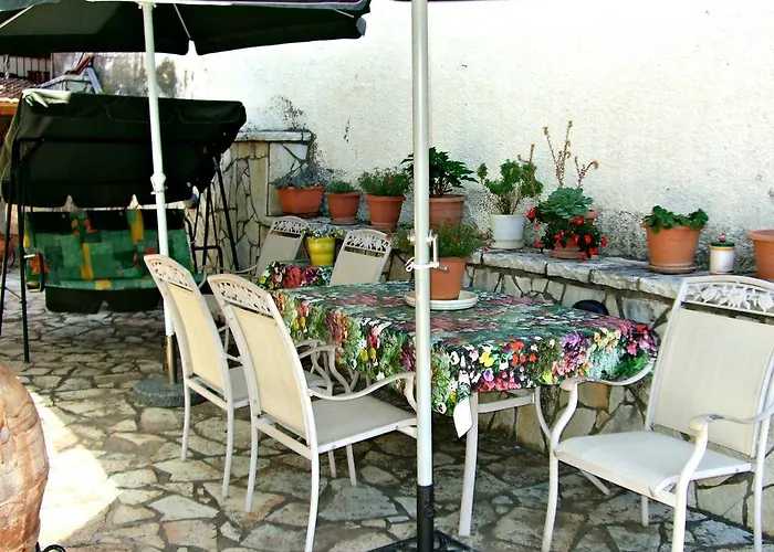 Kristallia Rooms